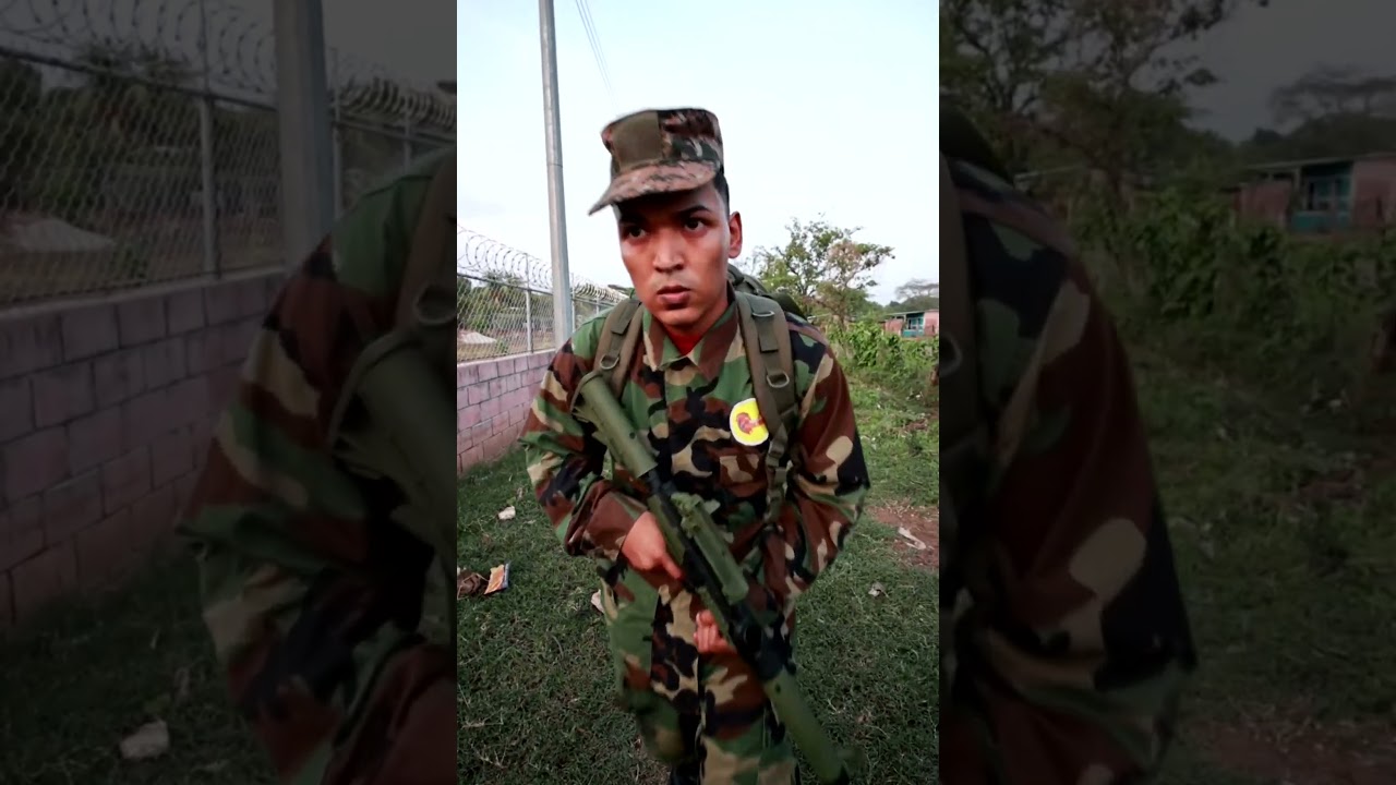 La posibilidad de que un militar pueda ir armado por la calle